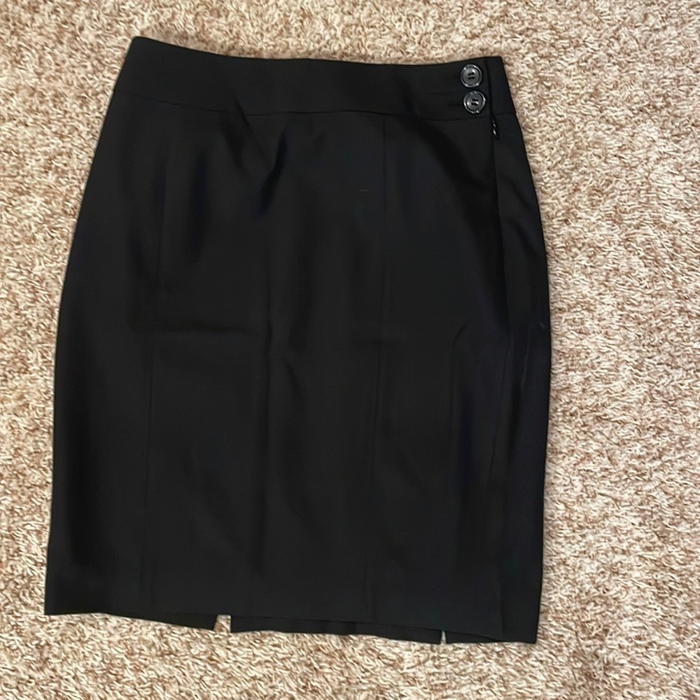 The Limited black pencil skirt. Size 0